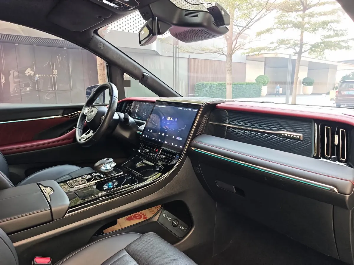 2023 GAC Trumpchi M8 2.0T 190HP L4 E-CVT Hybrid,autocango,china used car exporter,china ev exporter,chinese used car exporter,chinese used ev exporter