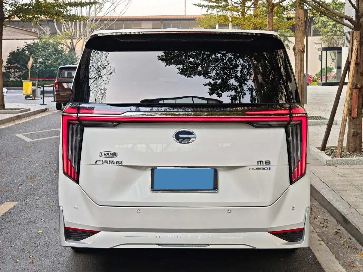 2023 GAC Trumpchi M8 2.0T 190HP L4 E-CVT Hybrid,autocango,china used car exporter,china ev exporter,chinese used car exporter,chinese used ev exporter