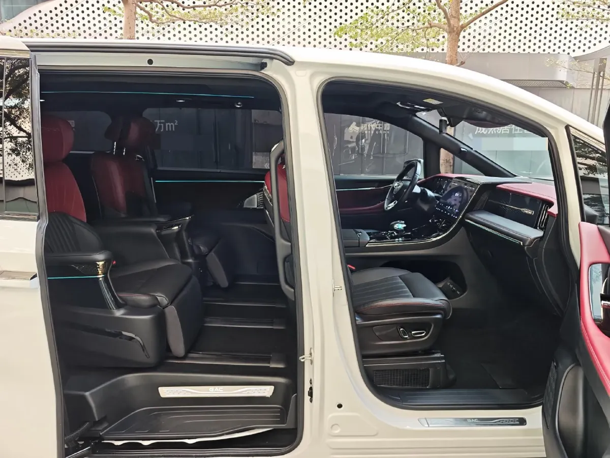 2023 GAC Trumpchi M8 2.0T 190HP L4 E-CVT Hybrid,autocango,china used car exporter,china ev exporter,chinese used car exporter,chinese used ev exporter