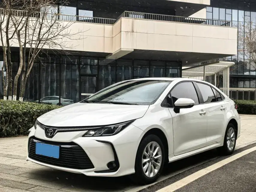 2021 Toyota Corolla 1.2T 116HP L4 CVT