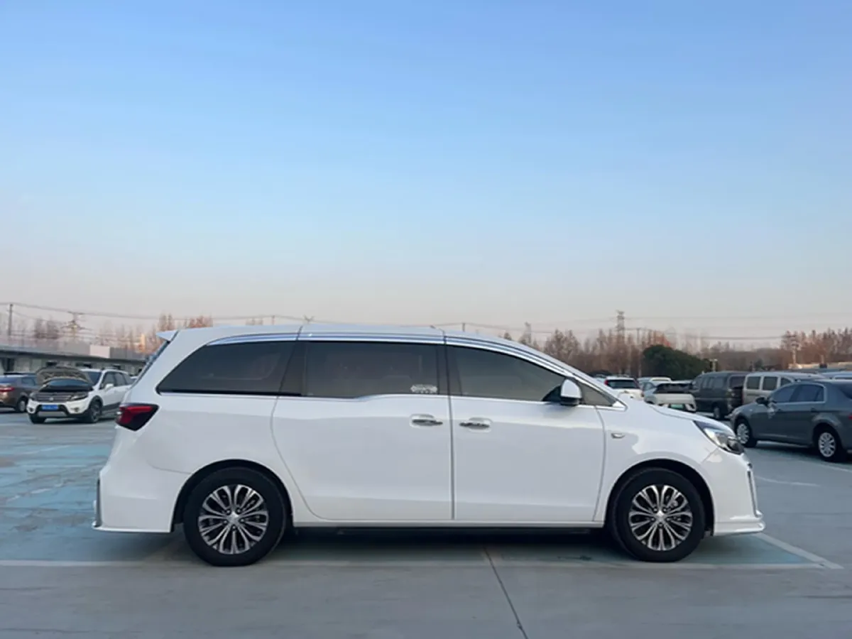 2020 Buick GL8 2.0T 237HP L4 9AT,autocango,china used car exporter,china ev exporter,chinese used car exporter,chinese used ev exporter