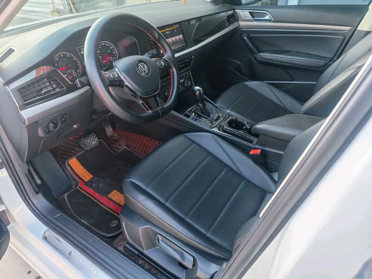 2019 Volkswagen Lavida 1.5L 113HP L4 6AT,autocango,china used car exporter,china ev exporter,chinese used car exporter,chinese used ev exporter