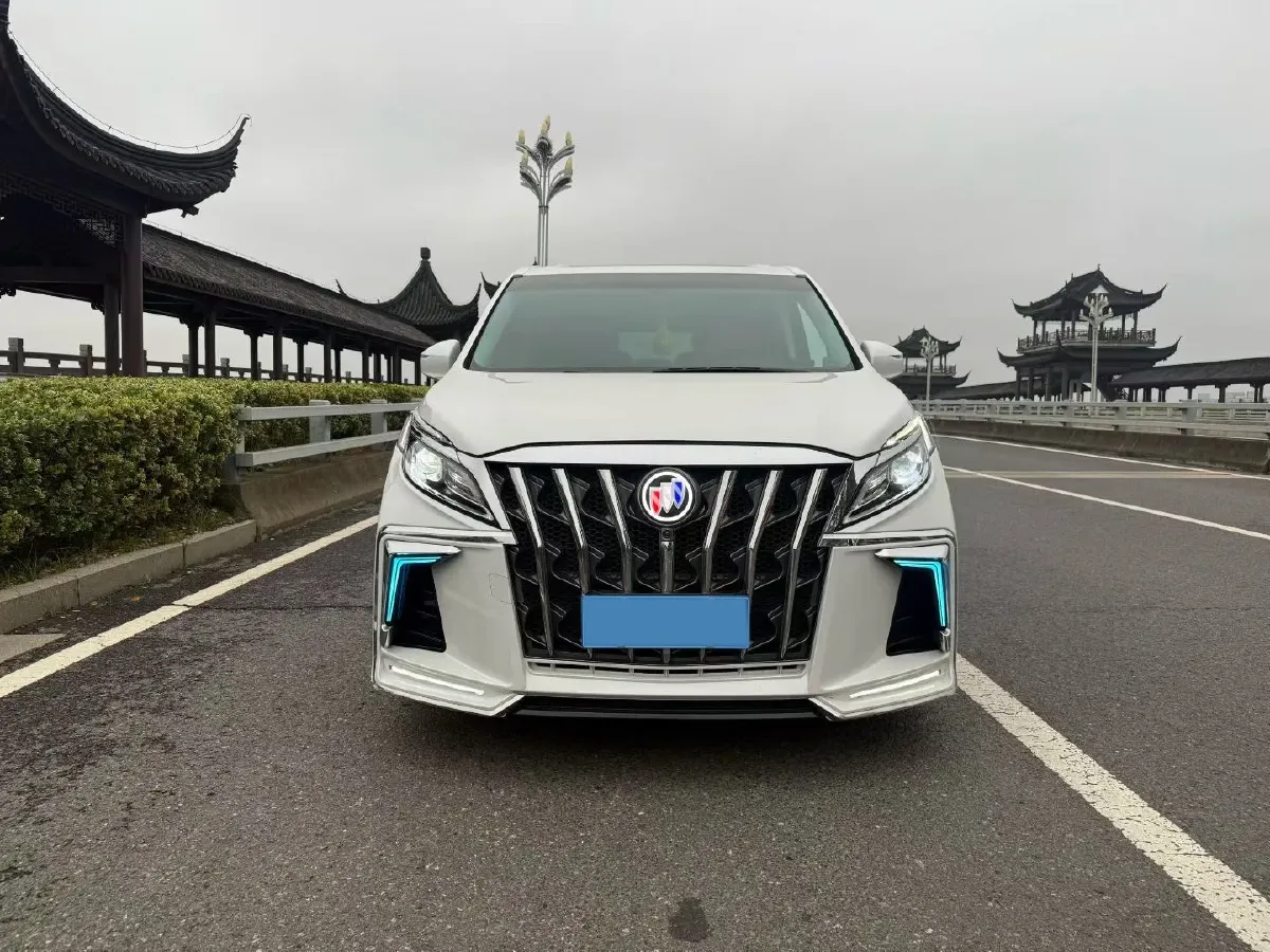 2018 Buick GL8 2.0T 260HP L4 6AT,autocango,china used car exporter,china ev exporter,chinese used car exporter,chinese used ev exporter