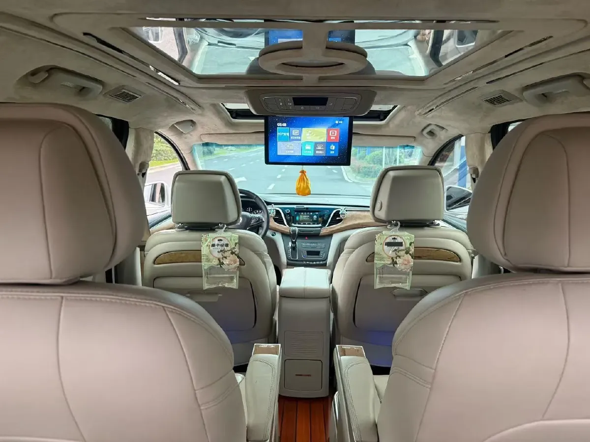 2018 Buick GL8 2.0T 260HP L4 6AT,autocango,china used car exporter,china ev exporter,chinese used car exporter,chinese used ev exporter