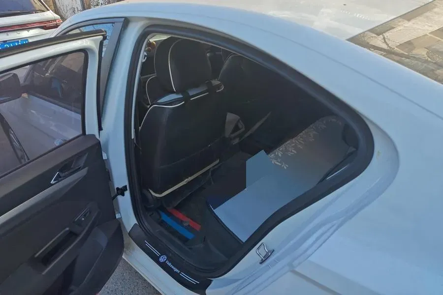 2021 Volkswagen Bora 1.5L 113HP L4 5MT,autocango,china used car exporter,china ev exporter,chinese used car exporter,chinese used ev exporter