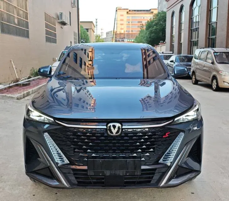 2024 ChangAn X5 PLUS 1.5T 188HP L4 7DCT,autocango,china used car exporter,china ev exporter,chinese used car exporter,chinese used ev exporter