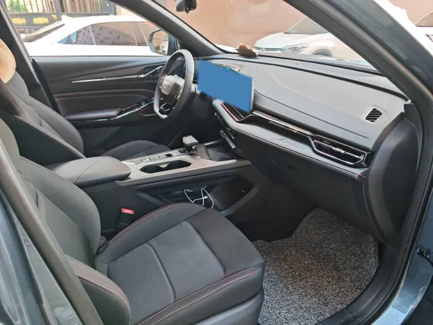 2024 ChangAn X5 PLUS 1.5T 188HP L4 7DCT,autocango,china used car exporter,china ev exporter,chinese used car exporter,chinese used ev exporter