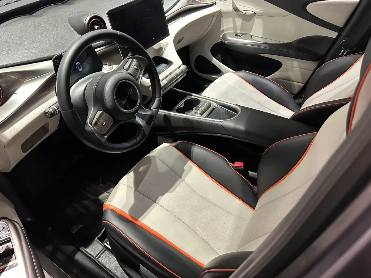 2021 Ford Escort 1.5L 122HP L3 6AT,autocango,china used car exporter,china ev exporter,chinese used car exporter,chinese used ev exporter