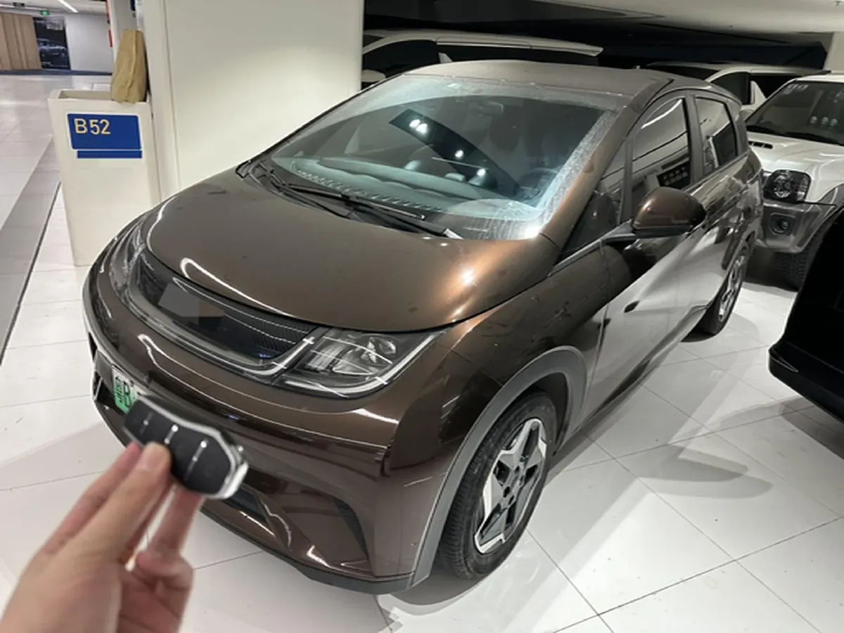 2021 Ford Escort 1.5L 122HP L3 6AT,autocango,china used car exporter,china ev exporter,chinese used car exporter,chinese used ev exporter