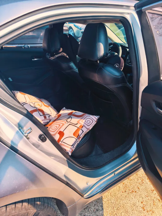 2021 Toyota Corolla 1.2T 116HP L4 CVT,autocango,china used car exporter,china ev exporter,chinese used car exporter,chinese used ev exporter