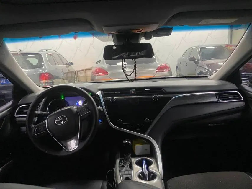 2019 Toyota Camry 2.5L 178HP L4 E-CVT Hybrid,autocango,china used car exporter,china ev exporter,chinese used car exporter,chinese used ev exporter