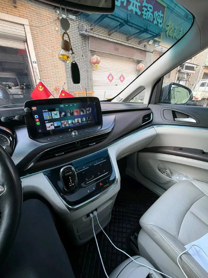 2021 Buick GL8 2.0T 237HP L4 9AT,autocango,china used car exporter,china ev exporter,chinese used car exporter,chinese used ev exporter