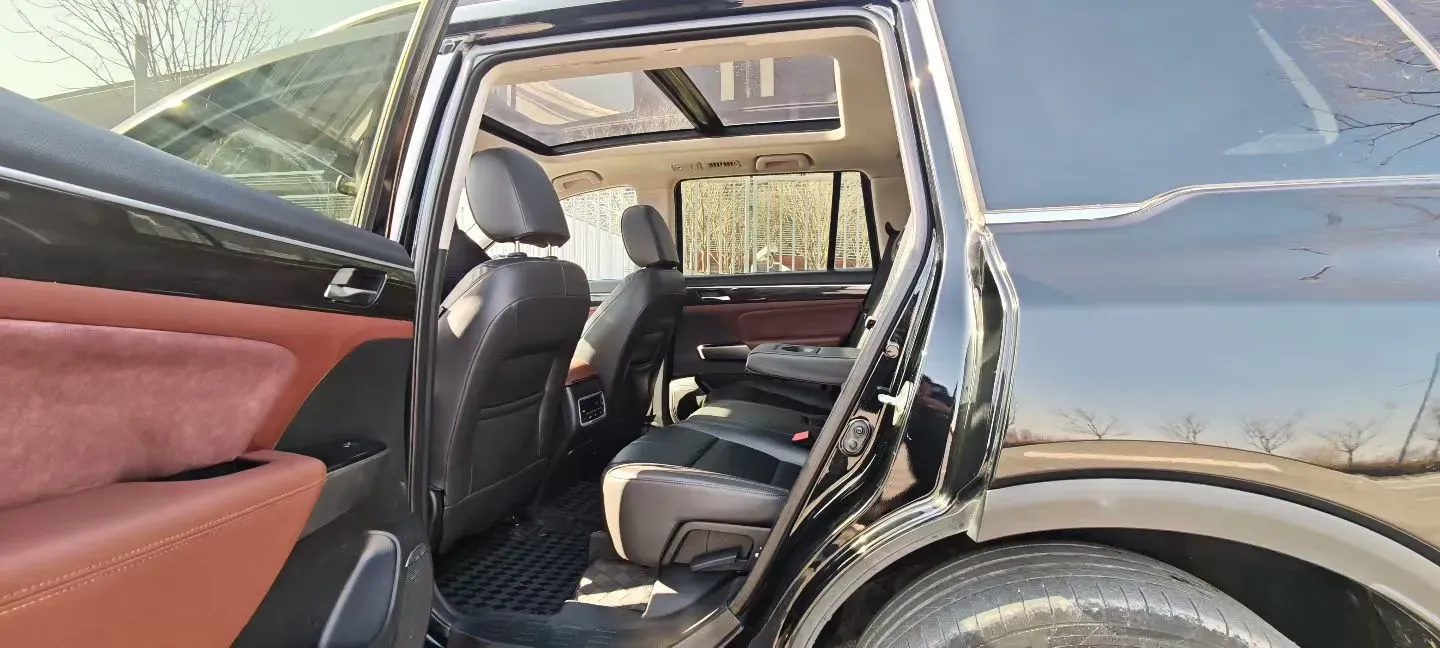 2017 GAC Trumpchi GS8 2.0T 201HP L4 6AT,autocango,china used car exporter,china ev exporter,chinese used car exporter,chinese used ev exporter