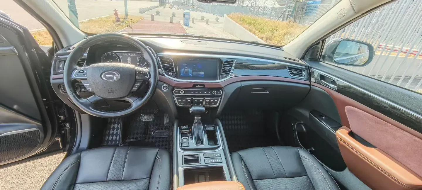 2017 GAC Trumpchi GS8 2.0T 201HP L4 6AT,autocango,china used car exporter,china ev exporter,chinese used car exporter,chinese used ev exporter