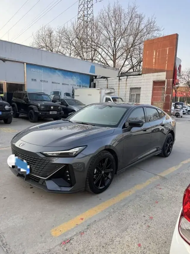 2024 ChangAn UNI-V 1.5T 188HP L4 7DCT