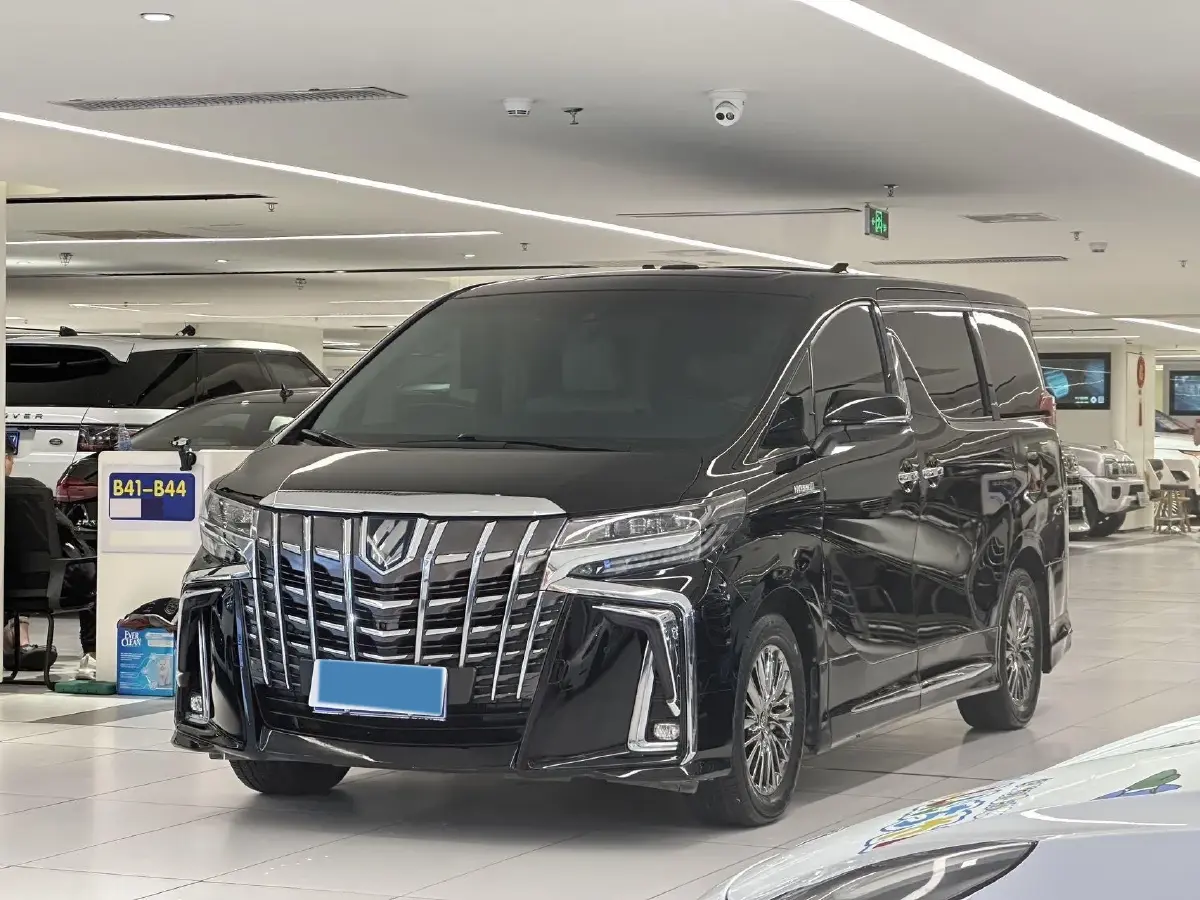 2021 Toyota Alphard 2.5L 117HP L4 E-CVT Hybrid