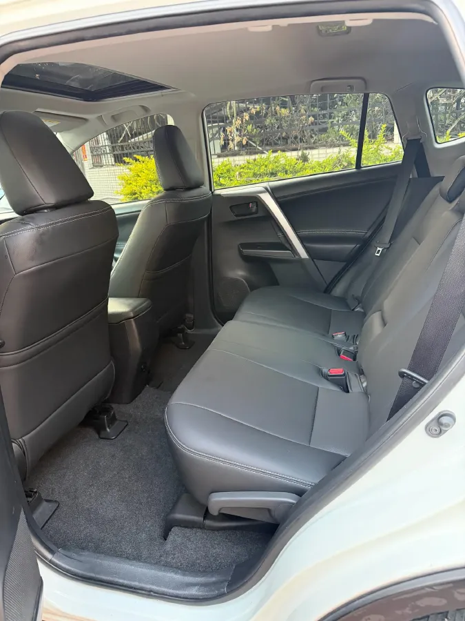 2019 Toyota Camry 2.0L 178HP L4 CVT,autocango,china used car exporter,china ev exporter,chinese used car exporter,chinese used ev exporter