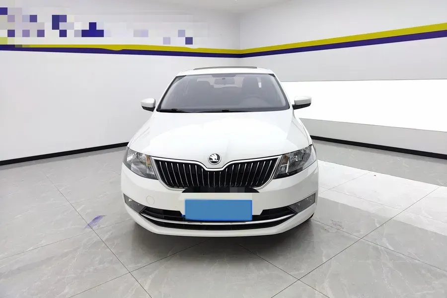 2019 SWM G01 1.5T 156HP L4 6AT,autocango,china used car exporter,china ev exporter,chinese used car exporter,chinese used ev exporter