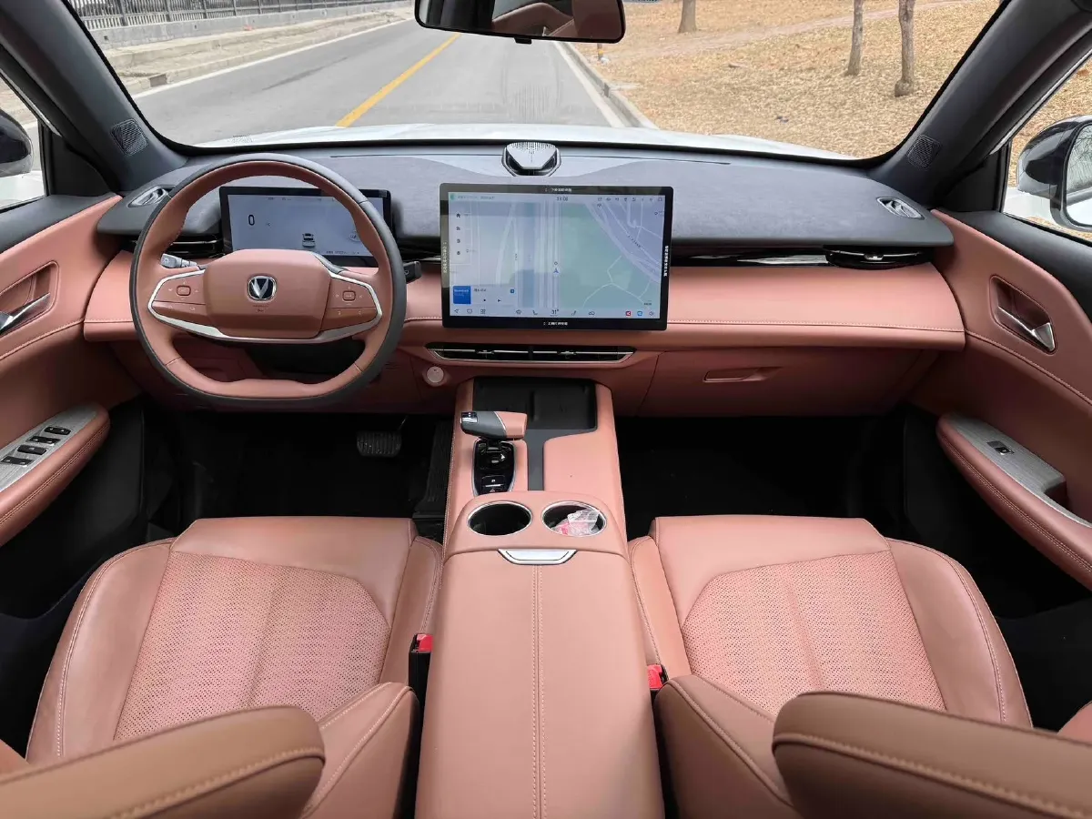 2025 ChangAn UNI-Z 1.5L 98HP L4 E-CVT PHEV,autocango,china used car exporter,china ev exporter,chinese used car exporter,chinese used ev exporter