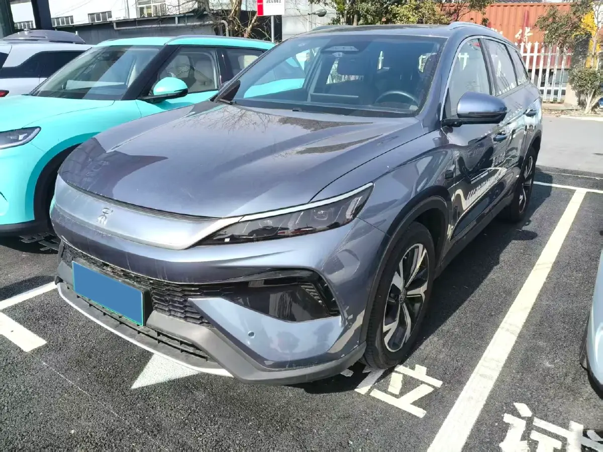 2025 BYD Song Pro 1.5L 101HP L4 E-CVT PHEV 18.3KWH