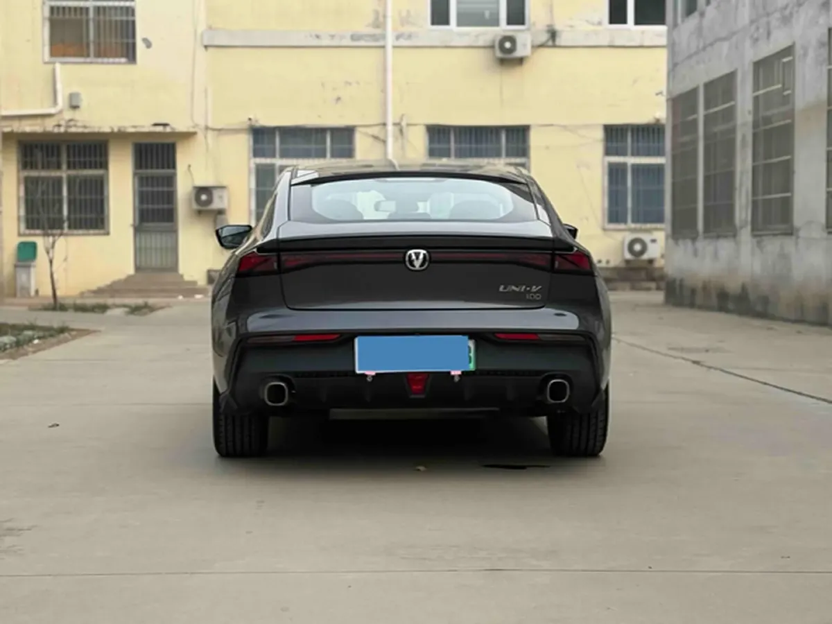 2023 ChangAn UNI-V iDD 1.5T 170HP L4 6TCT PHEV 18.4KWH,autocango,china used car exporter,china ev exporter,chinese used car exporter,chinese used ev exporter