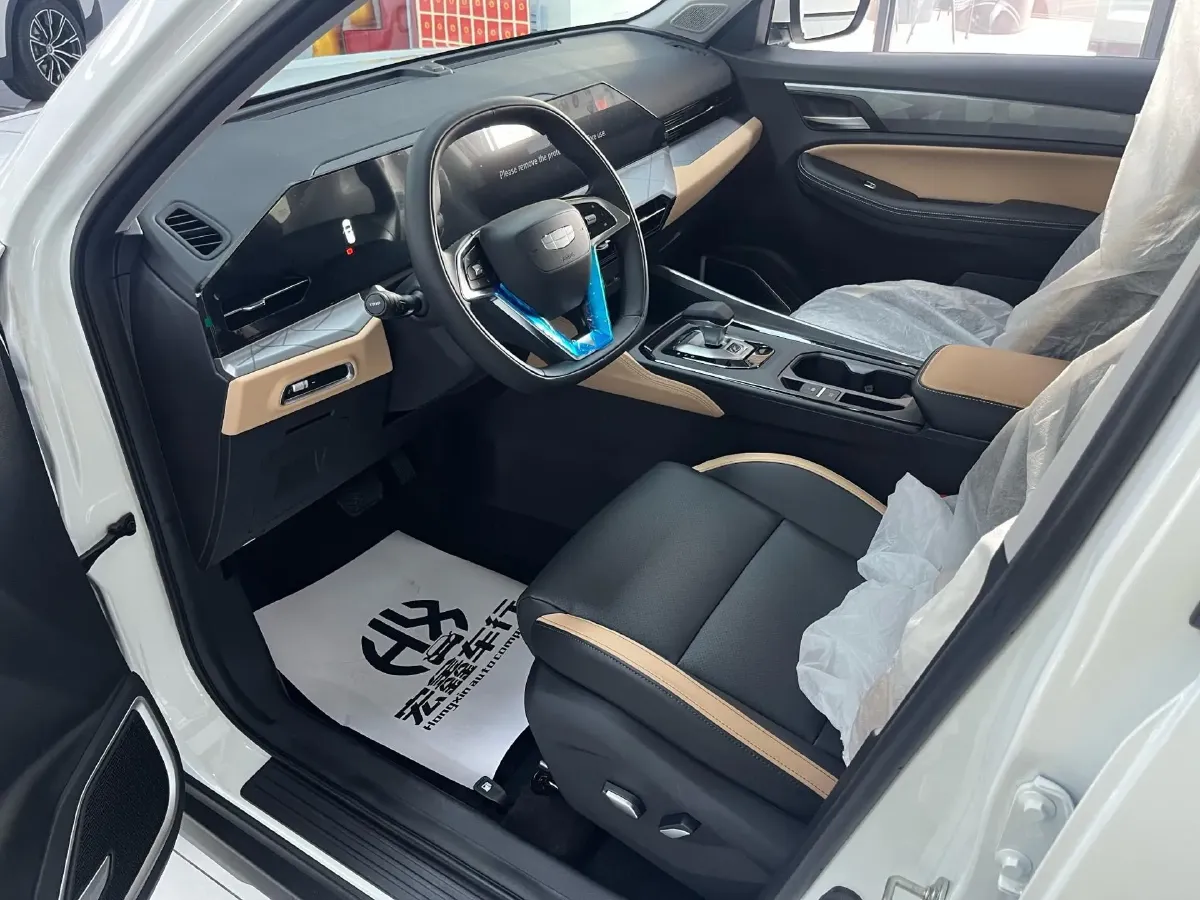 2024 Geely OkavangoPRO 1.5T 181HP L4 7DCT,autocango,china used car exporter,china ev exporter,chinese used car exporter,chinese used ev exporter