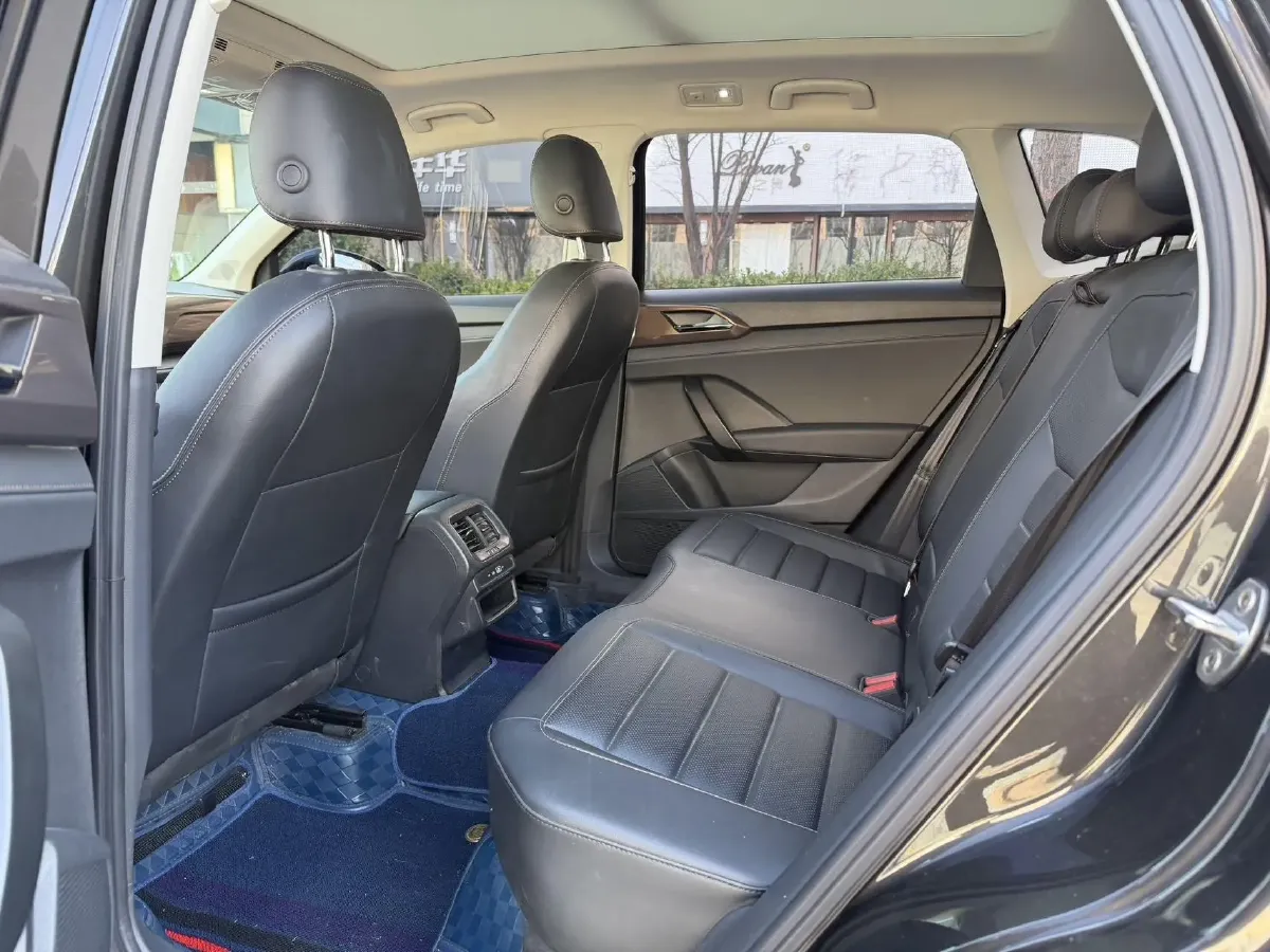 2022 Volkswagen Tharu 1.4T 150HP L4 7DCT,autocango,china used car exporter,china ev exporter,chinese used car exporter,chinese used ev exporter