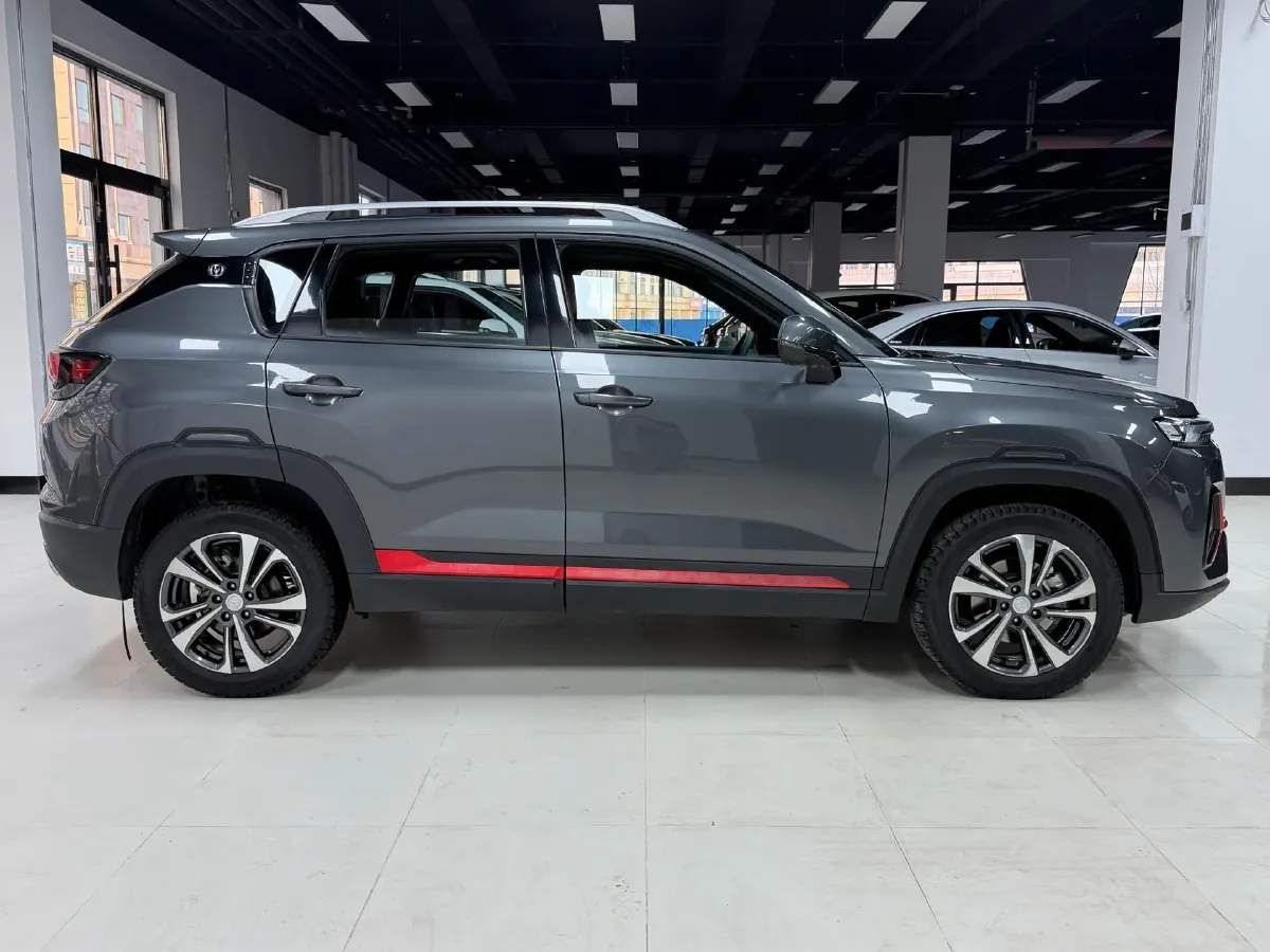 2021 ChangAn CS35 Plus 1.4T 160HP L4 7DCT,autocango,china used car exporter,china ev exporter,chinese used car exporter,chinese used ev exporter