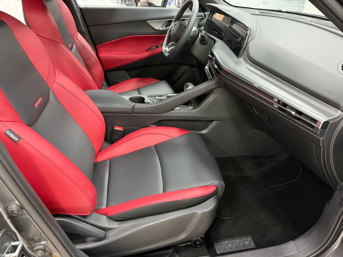 2021 ChangAn CS35 Plus 1.4T 160HP L4 7DCT,autocango,china used car exporter,china ev exporter,chinese used car exporter,chinese used ev exporter