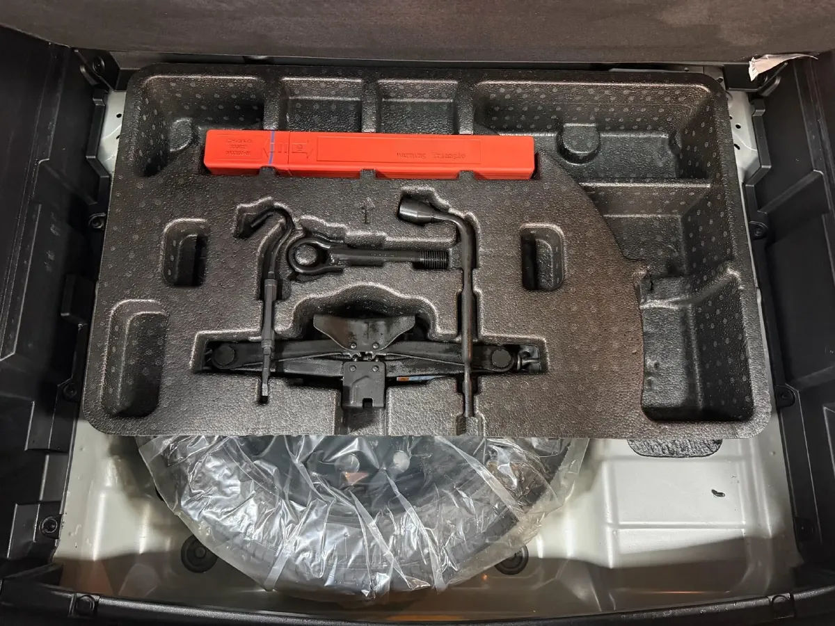 2021 ChangAn CS35 Plus 1.4T 160HP L4 7DCT,autocango,china used car exporter,china ev exporter,chinese used car exporter,chinese used ev exporter