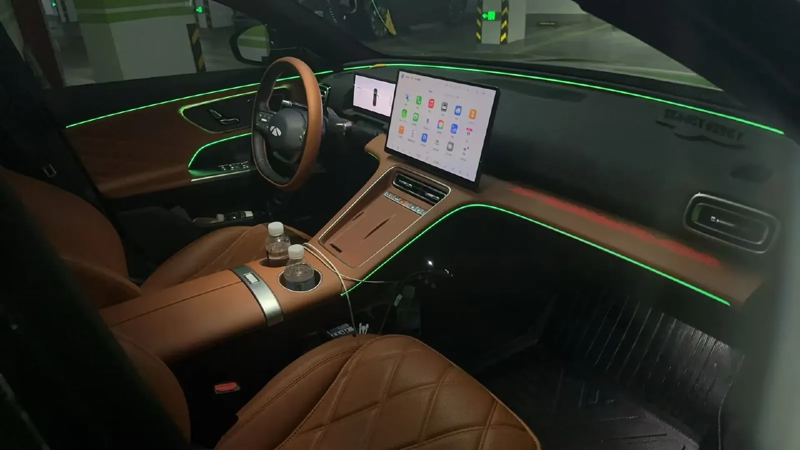 2025 Fulwin FulwinA9L 1.5T 156HP L4 1DHT PHEV,autocango,china used car exporter,china ev exporter,chinese used car exporter,chinese used ev exporter