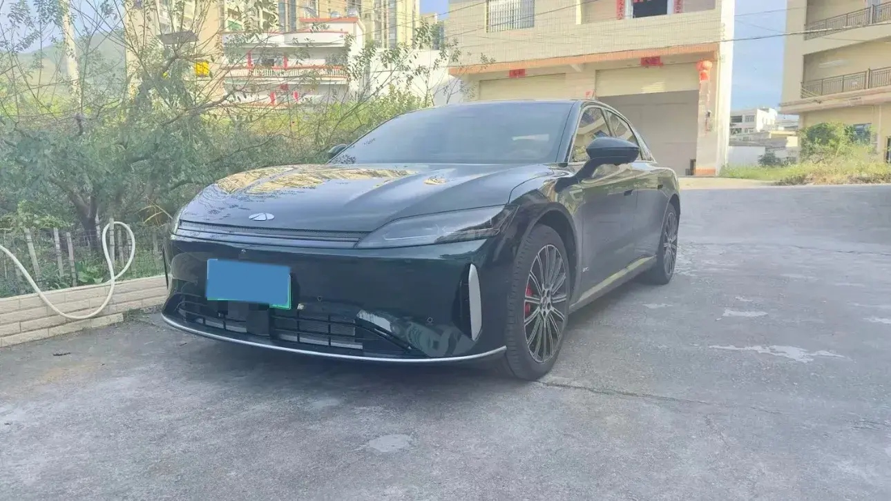 2025 Fulwin FulwinA9L 1.5T 156HP L4 1DHT PHEV