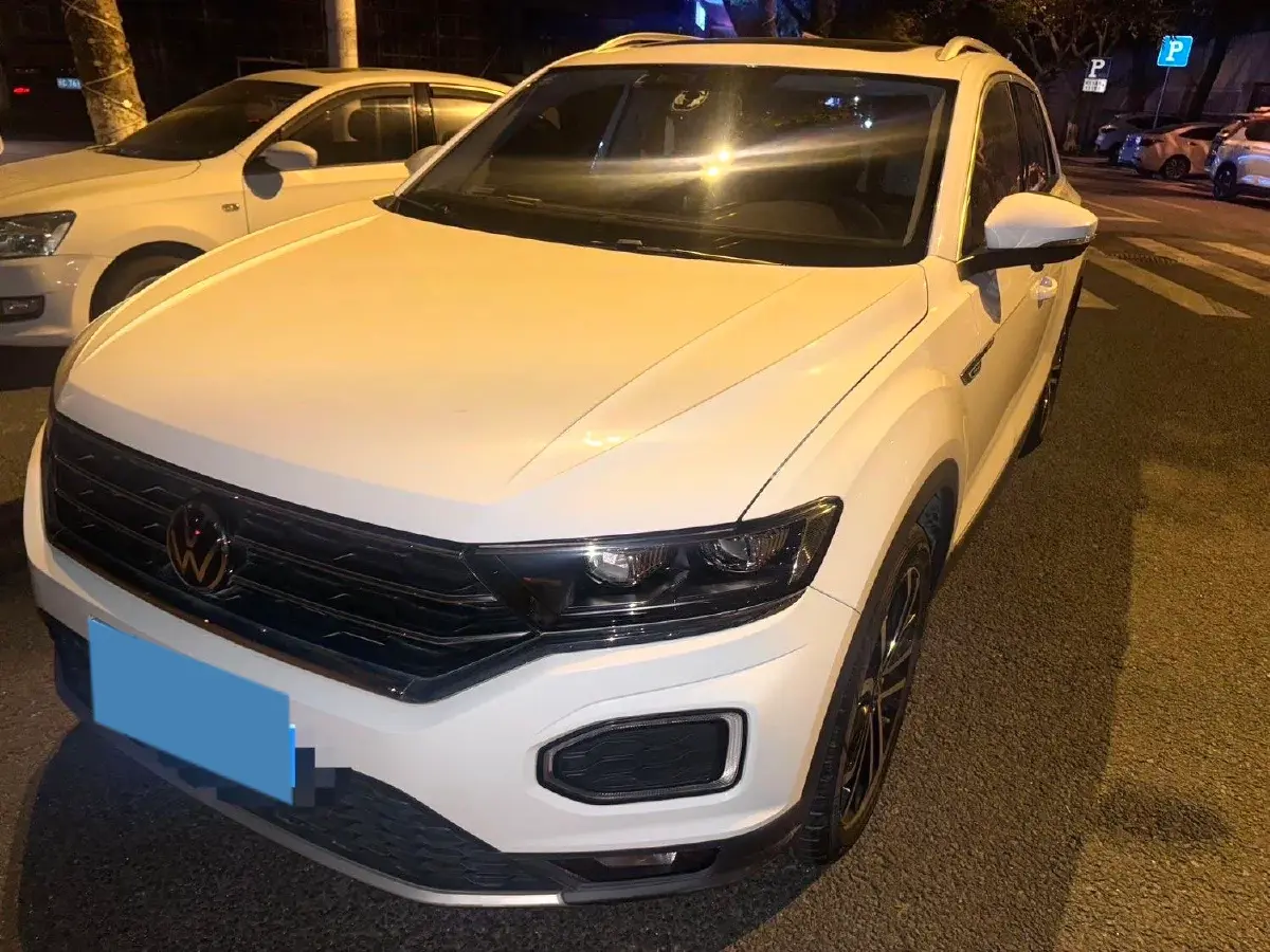 2022 Volkswagen T-Roc 1.4T 150HP L4 7DCT