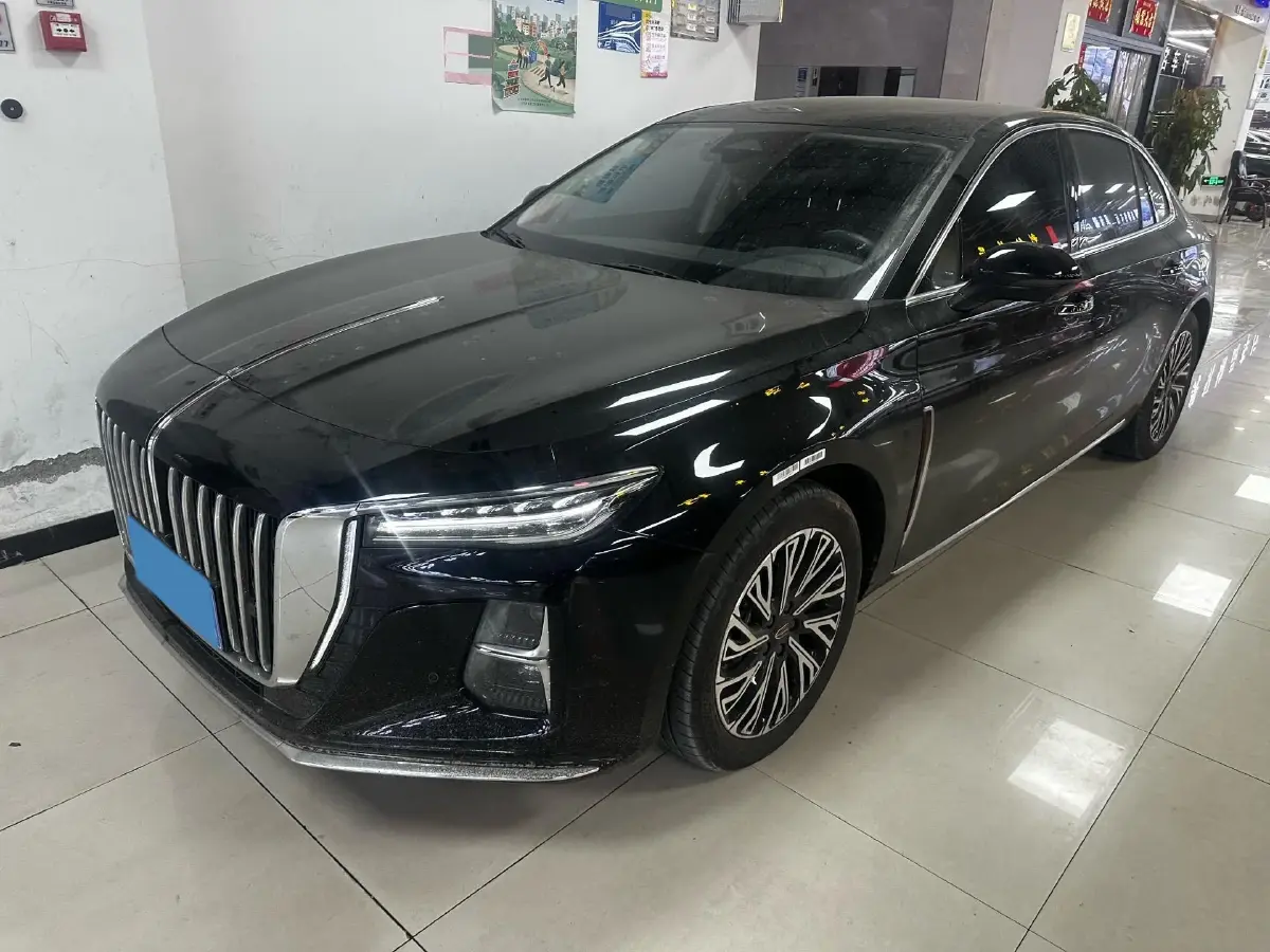 2024 HongQi H5 2.0T 224HP L4 8AT