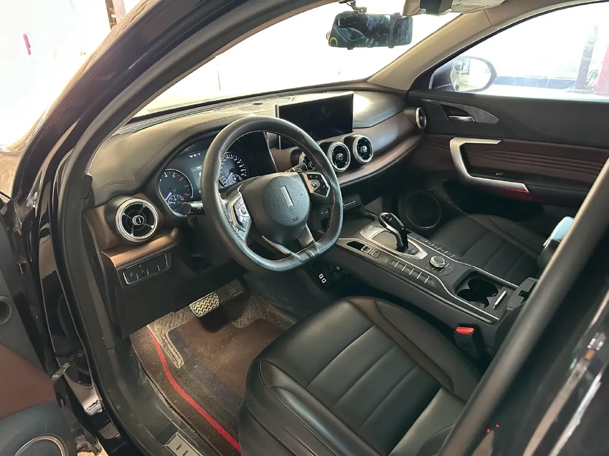 2021 WEY VV5 1.5T 171HP L4 7DCT,autocango,china used car exporter,china ev exporter,chinese used car exporter,chinese used ev exporter