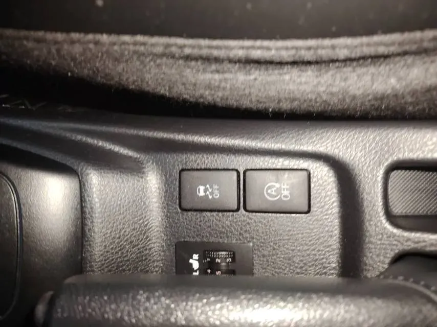 2022 Toyota Yaris L 1.5L 112HP L4 CVT,autocango,china used car exporter,china ev exporter,chinese used car exporter,chinese used ev exporter