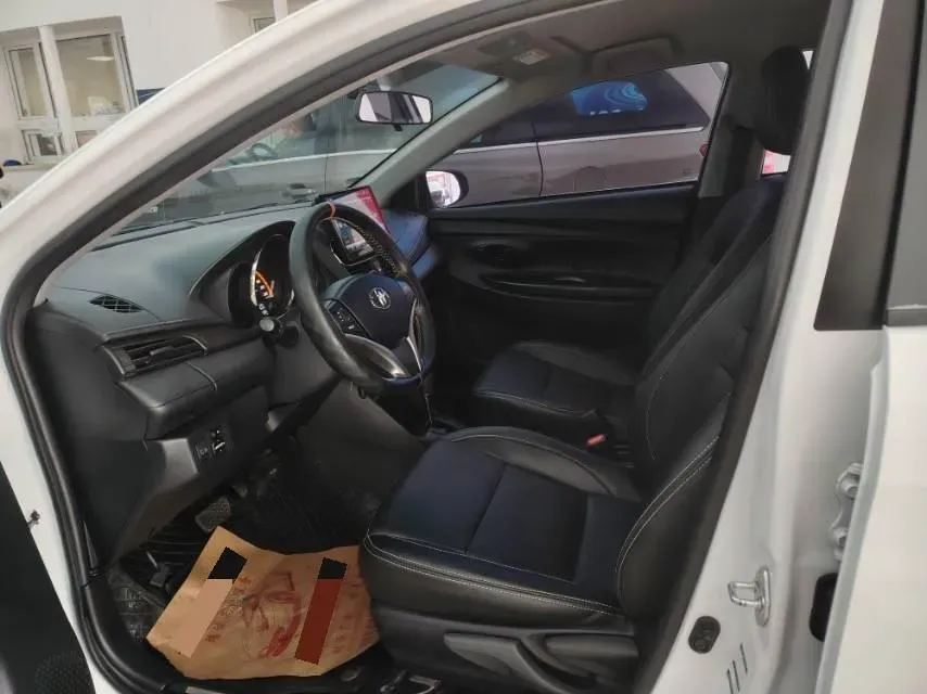 2022 Toyota Yaris L 1.5L 112HP L4 CVT,autocango,china used car exporter,china ev exporter,chinese used car exporter,chinese used ev exporter