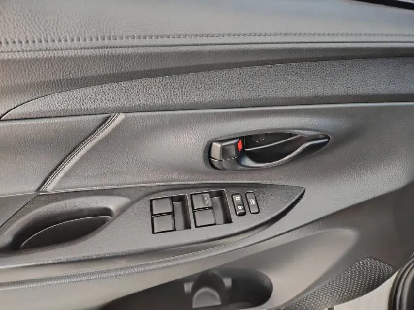 2022 Toyota Yaris L 1.5L 112HP L4 CVT,autocango,china used car exporter,china ev exporter,chinese used car exporter,chinese used ev exporter