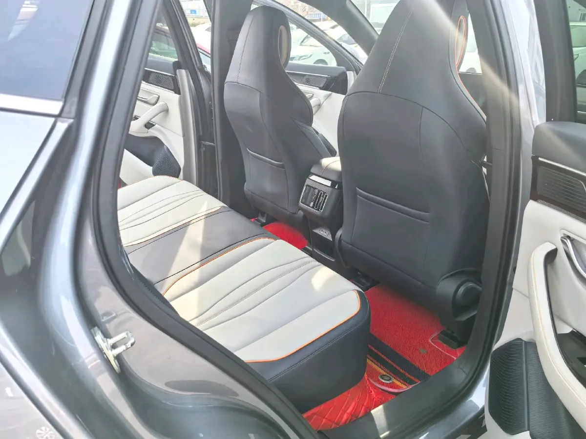 2022 Hyundai Tucson 2.0L 150HP L4 6AT Hybrid,autocango,china used car exporter,china ev exporter,chinese used car exporter,chinese used ev exporter