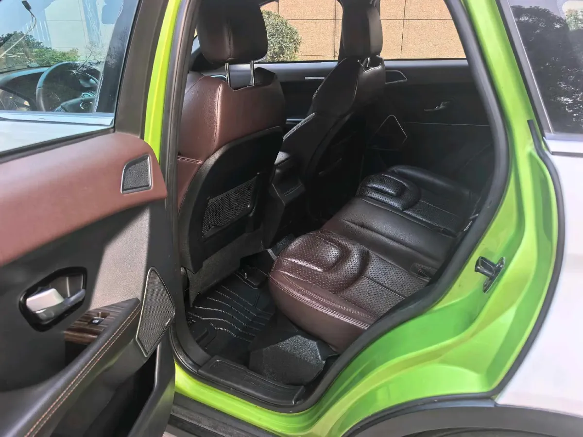 2016 Landwind X7 2.0T 190HP L4 8AT,autocango,china used car exporter,china ev exporter,chinese used car exporter,chinese used ev exporter