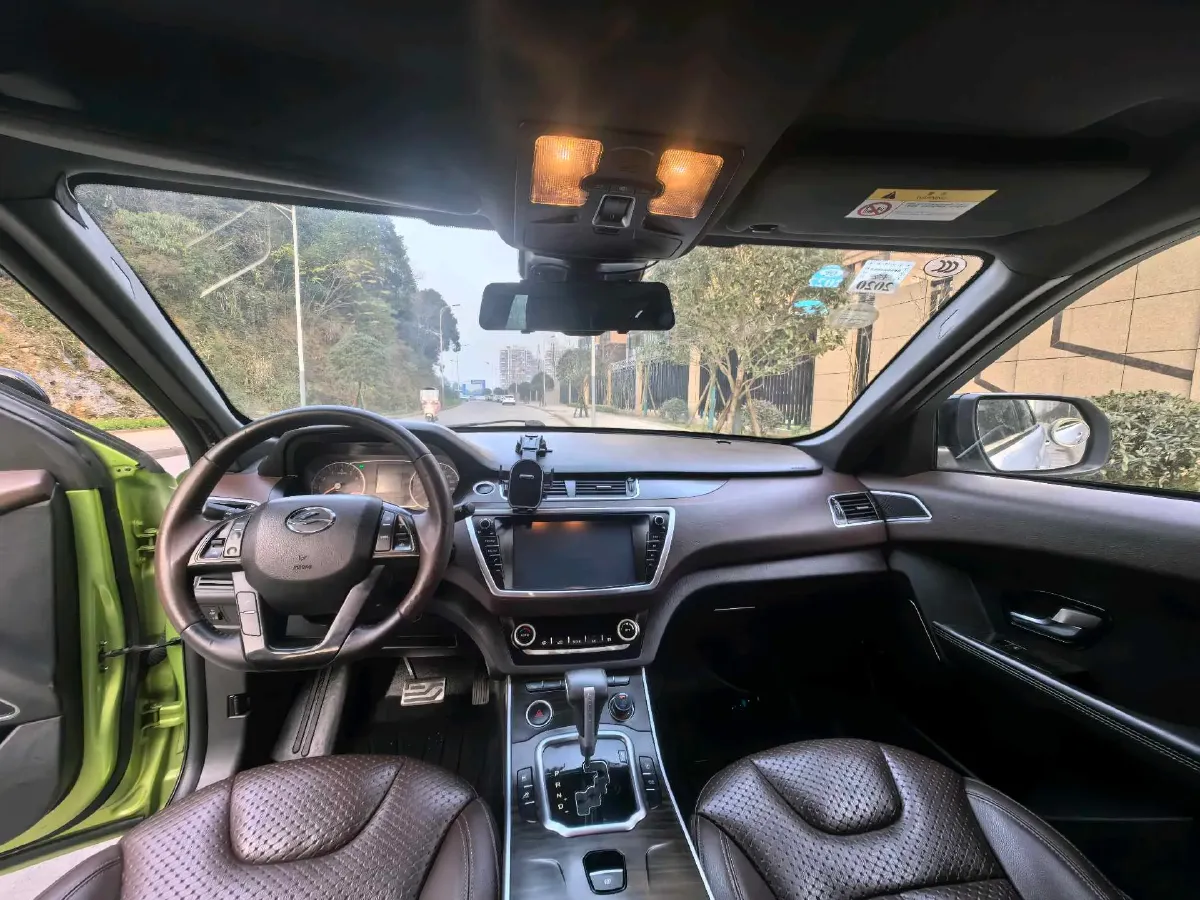 2016 Landwind X7 2.0T 190HP L4 8AT,autocango,china used car exporter,china ev exporter,chinese used car exporter,chinese used ev exporter