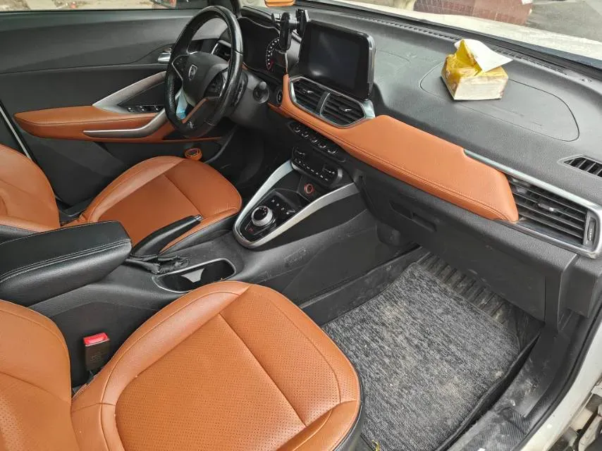 2018 KaiYi E3 1.6L 110HP L4 5MT,autocango,china used car exporter,china ev exporter,chinese used car exporter,chinese used ev exporter