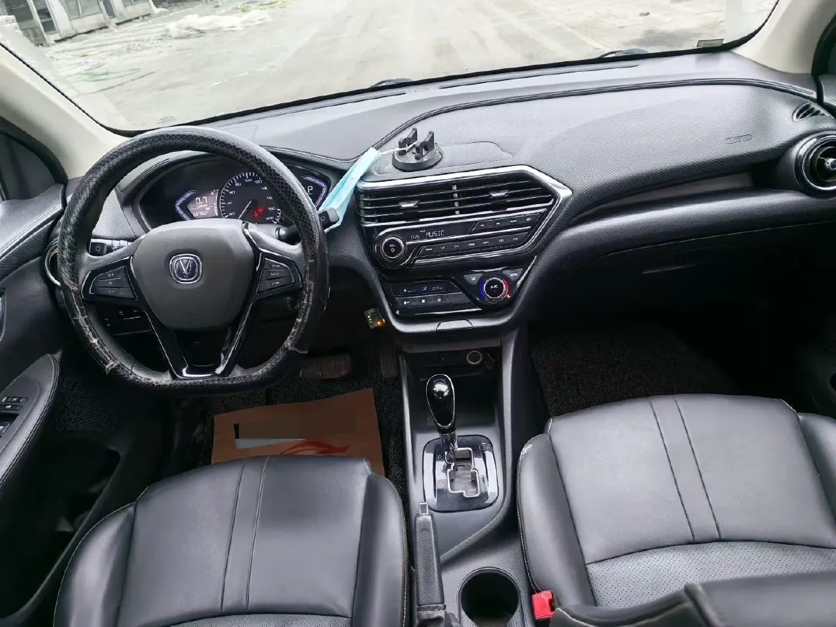 2018 ChangAn Alsvin 1.5L 107HP L4 5DCT,autocango,china used car exporter,china ev exporter,chinese used car exporter,chinese used ev exporter