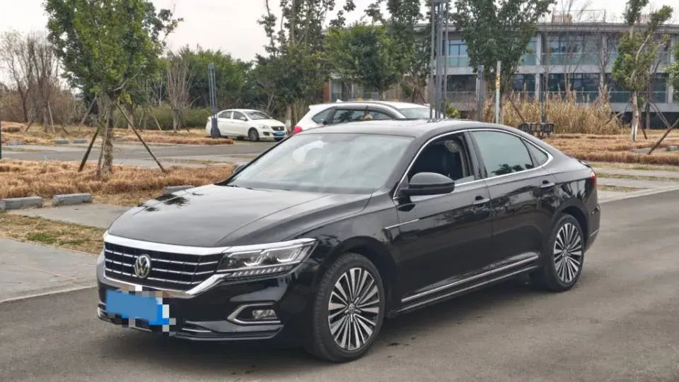 2020 Volkswagen Passat 2.0T 186HP L4 7DCT