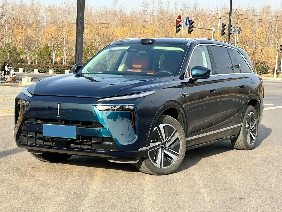 2025 WEY BlueMountain 1.5T 170HP L4 4DHT PHEV 44.5KWH