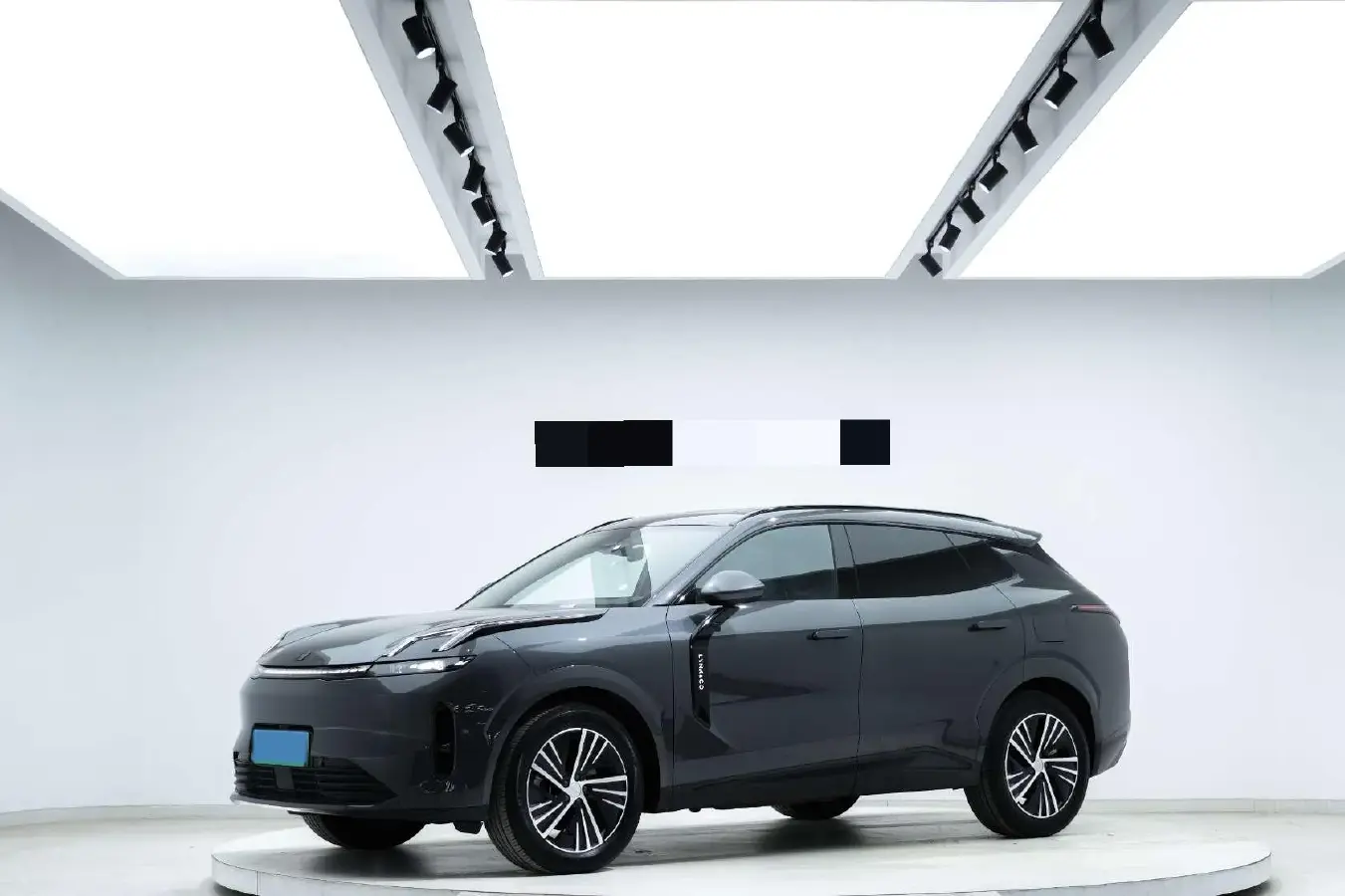 2025 LYNK&CO 08 EM-P 1.5T 163HP L4 3DHT PHEV 39.6/39.8KWH