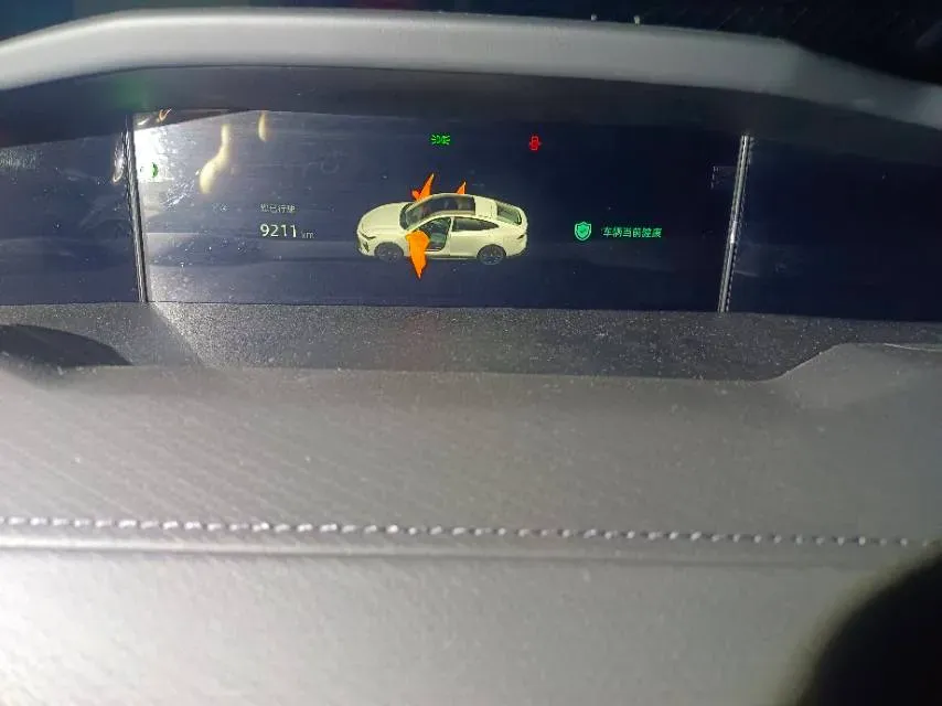 2024 ChangAn UNI-V 1.5T 188HP L4 7DCT,autocango,china used car exporter,china ev exporter,chinese used car exporter,chinese used ev exporter