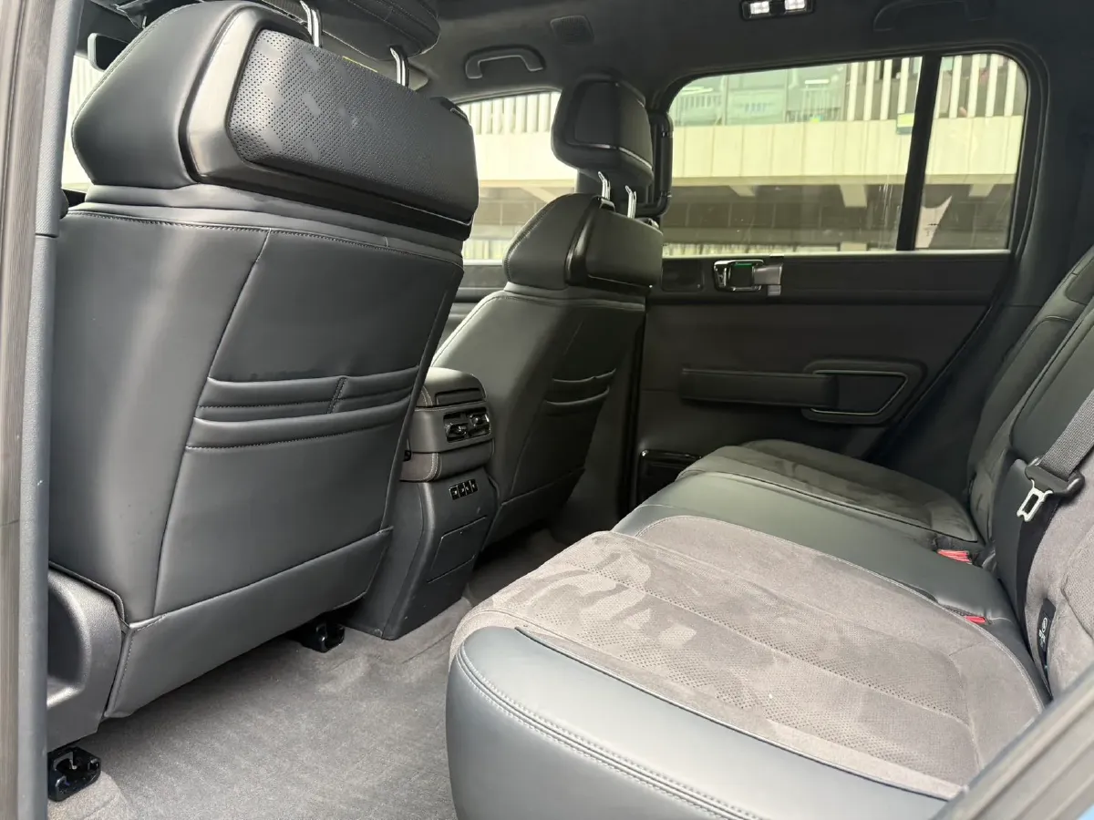 2023 Toyota Crown Kluger 2.5L 189HP L4 E-CVT Hybrid,autocango,china used car exporter,china ev exporter,chinese used car exporter,chinese used ev exporter