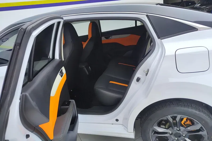 2023 DongFeng Aeolus YiXuan 1.5L 125HP L4 6DCT,autocango,china used car exporter,china ev exporter,chinese used car exporter,chinese used ev exporter