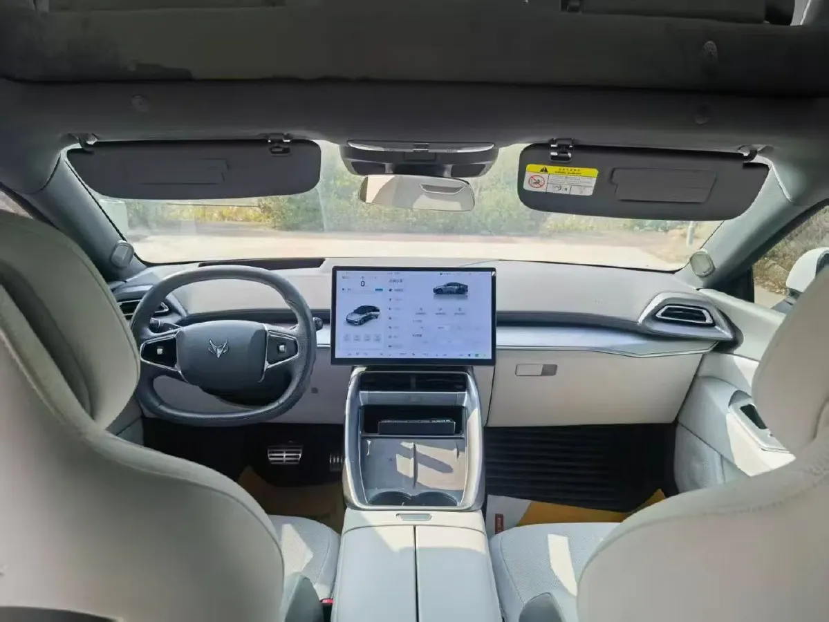 2024 ARCFOX αT5 BEV 79.2KWH,autocango,china used car exporter,china ev exporter,chinese used car exporter,chinese used ev exporter